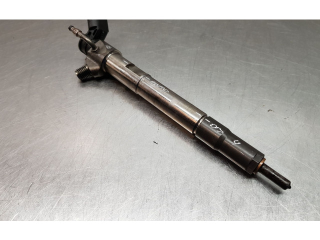 Форсунка 338002U000    KIA Ceed  D4FE 