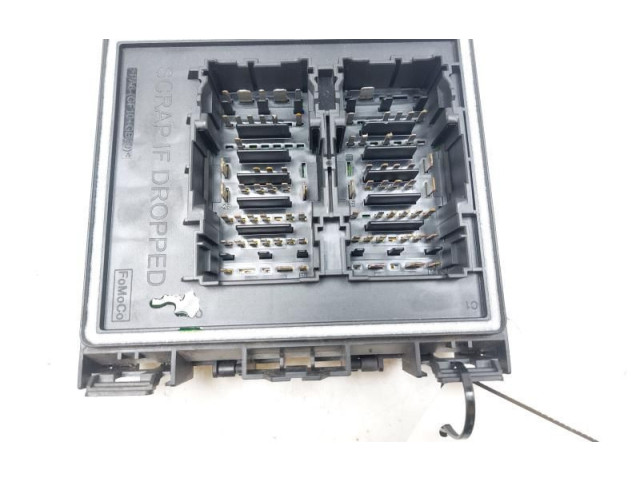 Блок предохранителей NX6T14D068EEA, NX6T14D068EEA   Ford Focus    