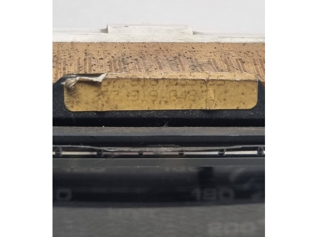 Přístrojová deska Volkswagen PASSAT B3 1991 357919033CS, 357919042J