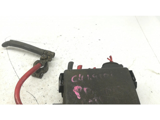 Плюсовый провод (аккумулятора)