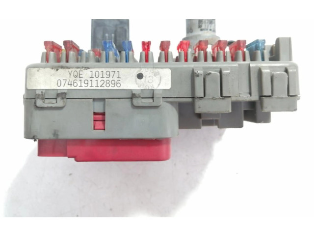 Блок предохранителей YWC104500   Rover Rover    