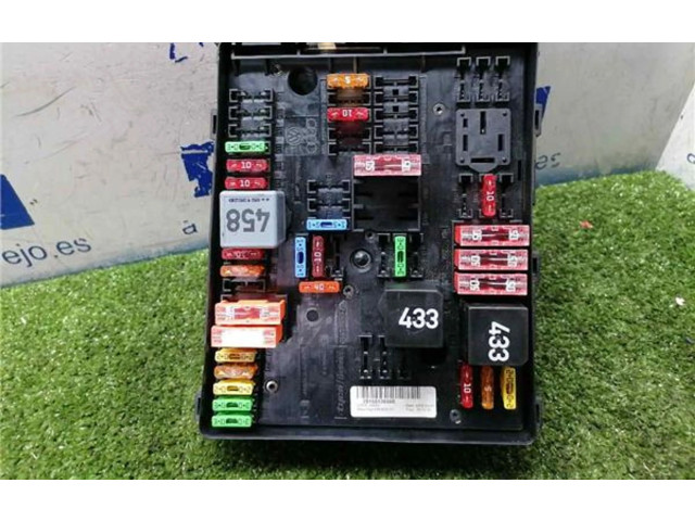 Блок предохранителей  1K0937124K, 1K0937124K   Skoda Octavia Mk2 (1Z)    