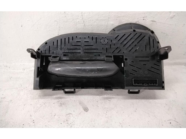 Панель приборов 8201127948, 8201127948   Renault Twingo II       