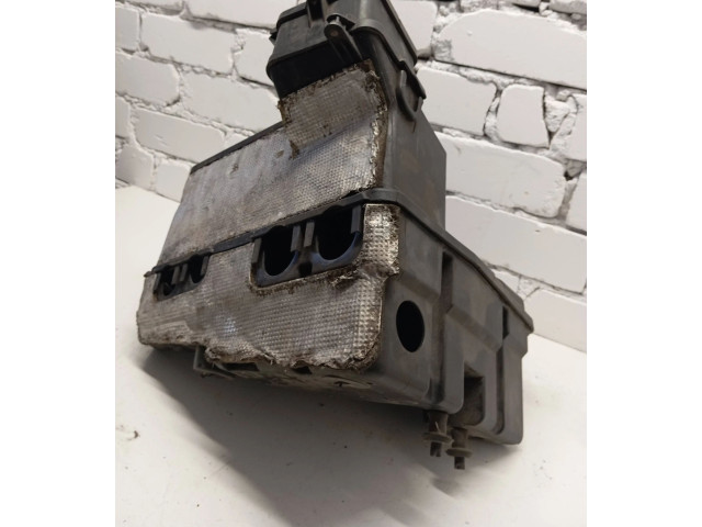   Pojistková skříňka 7H0129601M, 7H0129601J   Volkswagen Transporter - Caravelle T5 2008