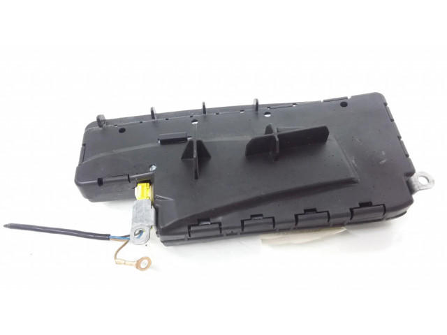 Подушка безопасности в сиденье 4B0880242H Audi A6 S6 C5 4B