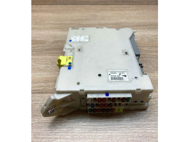 Pojistková skříňka 8273030631, 705050181 Lexus GS 300 400 430 1991