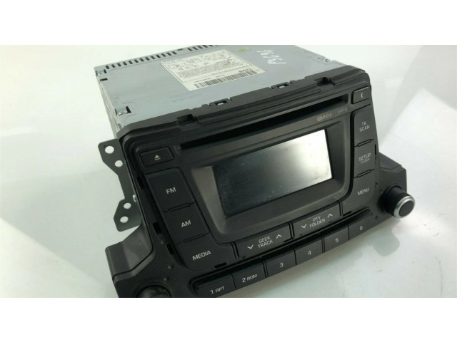 Радио/ проигрыватель CD/DVD / навигация