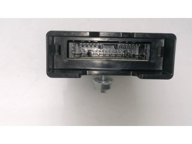 Блок управления 3358079R04   Suzuki Ignis