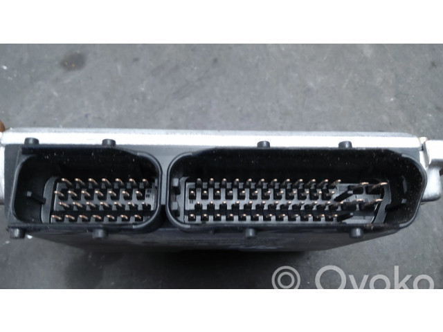 Блок управления двигателем Блок управления 0281010140, P56041587AB Chrysler Voyager