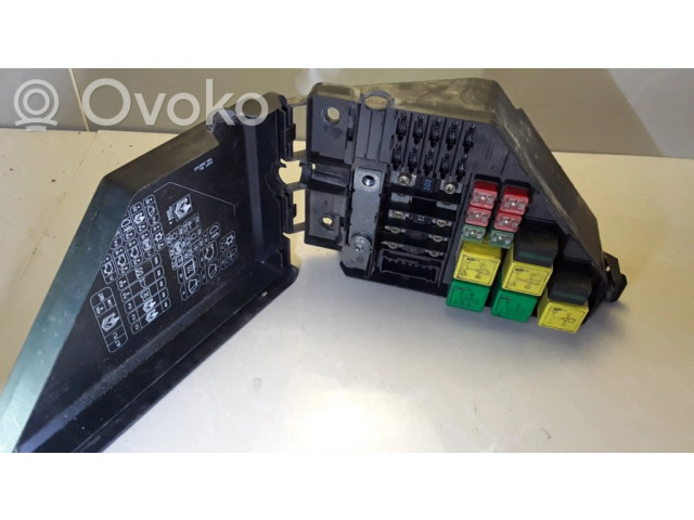 Блок предохранителей 68376, 152503112602   Rover 75    
