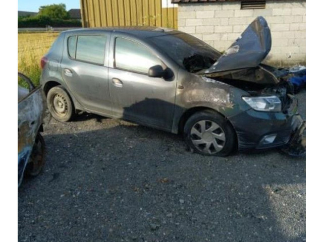 Руль Dacia Sandero 2008 - 2012 года