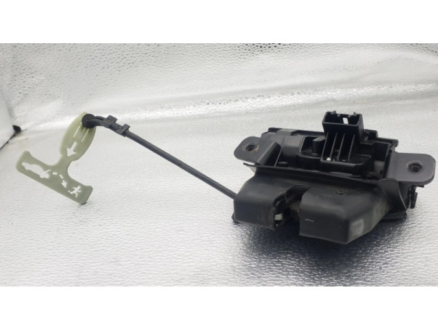 Zámek zadních dveří A442A66AD Ford Fiesta 2017