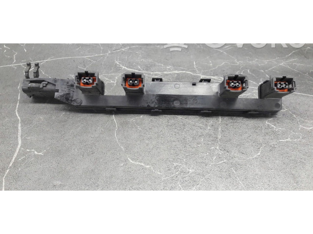 Топливная рампа    Renault Twingo II  