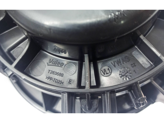 Вентилятор печки 2Q2820021A, T26368B Audi A1