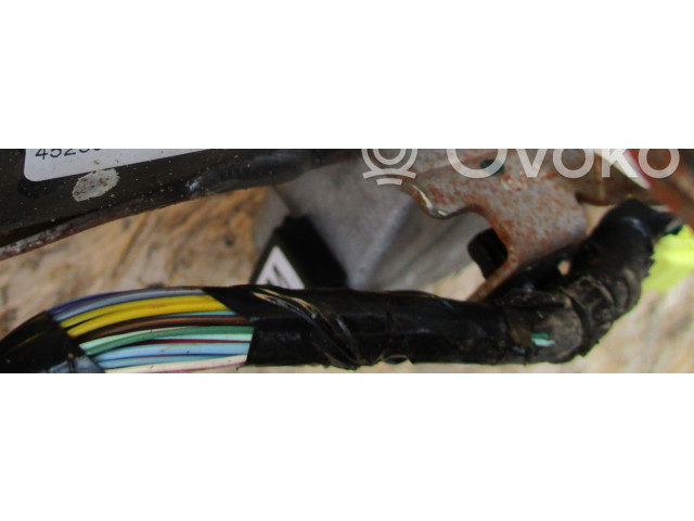 Vstřikovací lišta 452500D192 Toyota Yaris