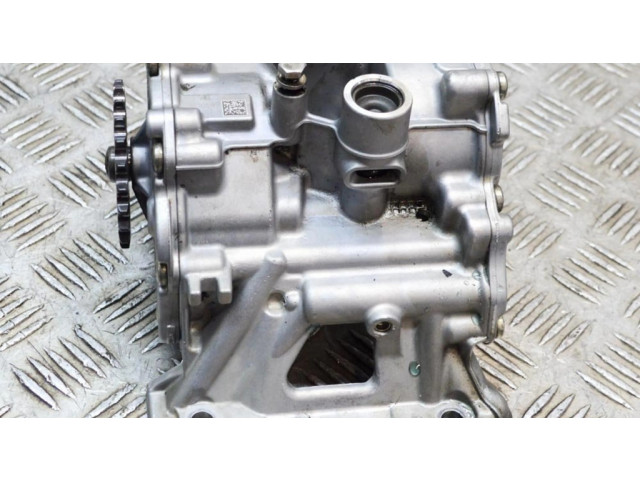 Масляный насос B57 D30 A 8570595 BMW 5 G30 G31 3.0