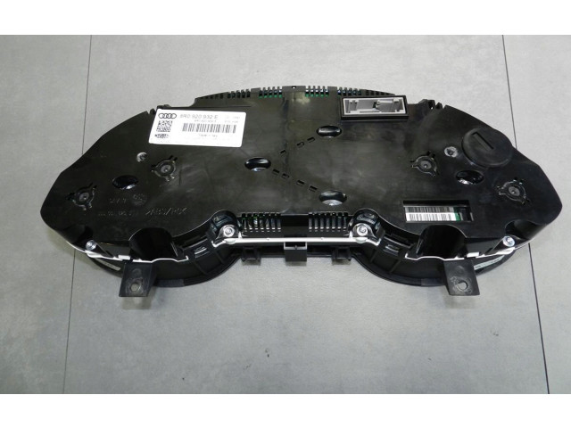 Панель приборов 8R0920932E Audi Q5 SQ5