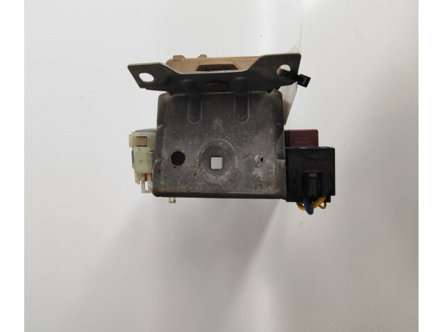 Блок предохранителей LB100603B   Subaru Forester SG    