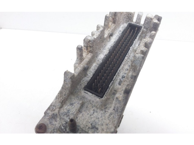 Řídící jednotka 028906021, 0281001746   Volkswagen Golf III 1995