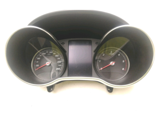 Přístrojová deska Mercedes-Benz C W205 2015 2059000016