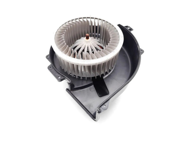 Вентилятор печки 6R2819015 Audi A1