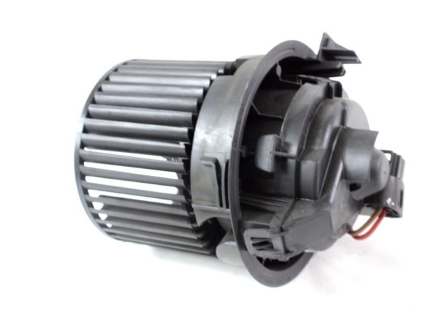 Вентилятор печки    272100975R   Dacia Sandero