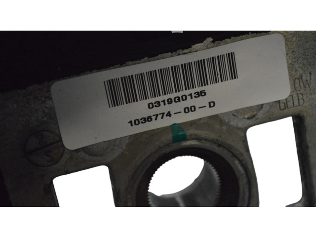 Руль Tesla Model X 2015 - года 103677400D