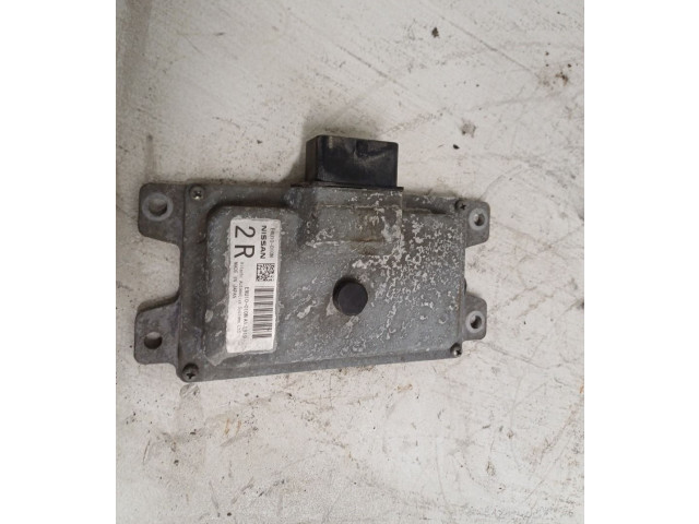 Блок управления коробкой передач    Nissan Qashqai+2
