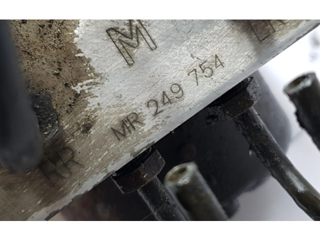 Блок АБС MR249754, MR249754 Mitsubishi Carisma 1996 - 1999 года