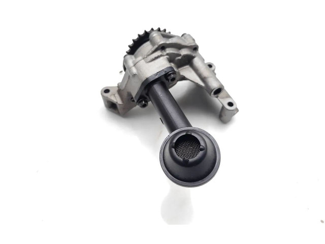 Čerpadlo oleje 038115105C Volkswagen Passat Alltrack CBDC