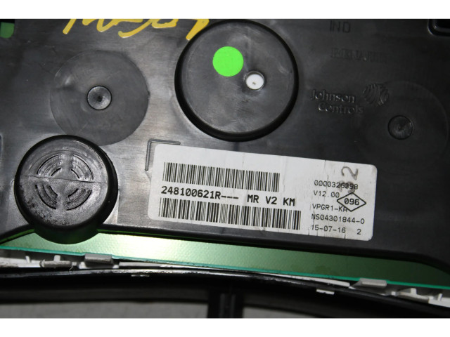 Панель приборов    Dacia Logan II       