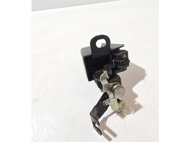 Zámek zadních dveří Volkswagen Caddy 2006