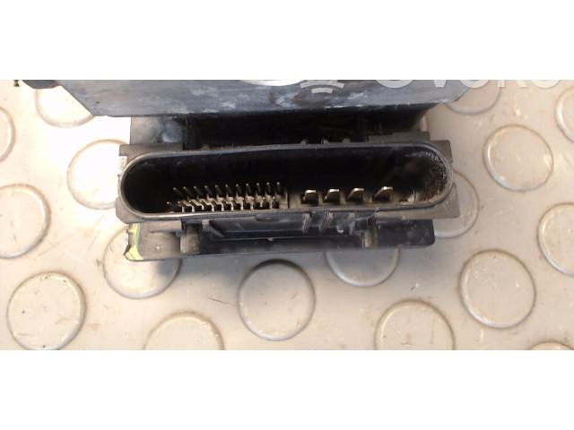 Блок АБС 8201063079, 0265801018 Dacia Sandero 2008 - 2012 года