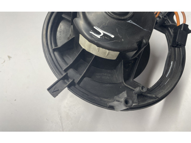 Вентилятор печки    5Q1819021   Volkswagen Jetta VII