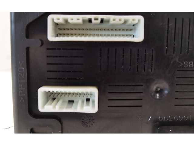 Pojistková skříňka Řídící jednotka BSM 8200497362, 281136807B Renault Modus 2005