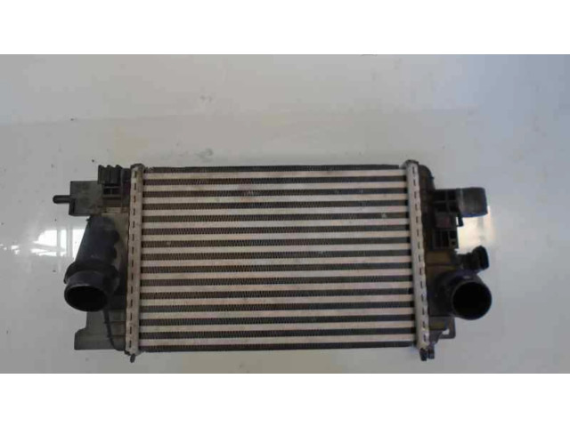 Интеркулер  1302214, 13337687   Opel Meriva B 1.2