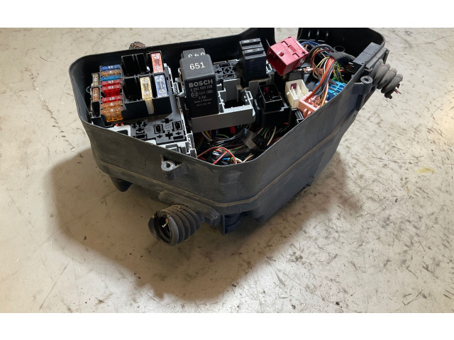 Pojistková skříňka Audi Q7 4L 2014