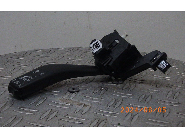 Руль Volkswagen Golf VI 2008 - 2013 года 1K0953513G