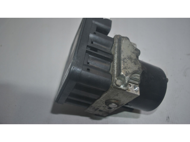 Блок АБС 4670A017   Mitsubishi  Grandis   -  года