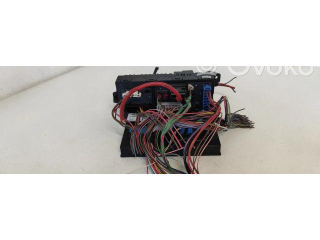 Pojistková skříňka A2115457301, 2115457301 Mercedes-Benz CLS C219 2006