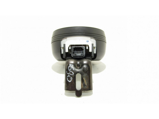 Панель приборов 8200516798   Renault Twingo II       