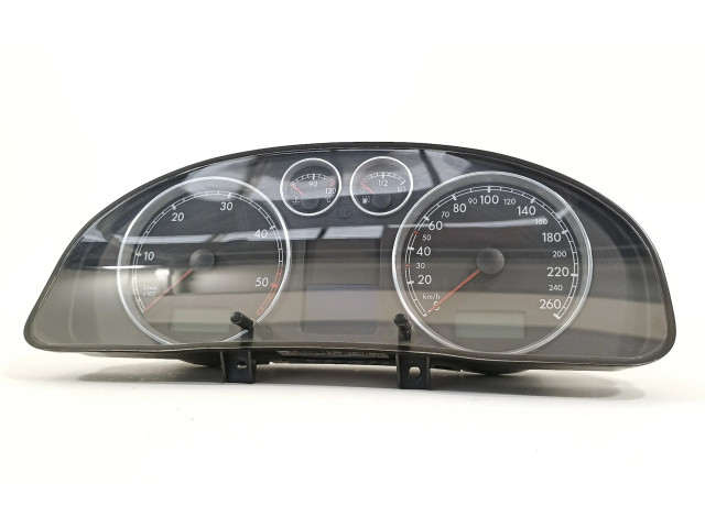 Přístrojová deska Volkswagen Passat Alltrack 2004 3B0920829A