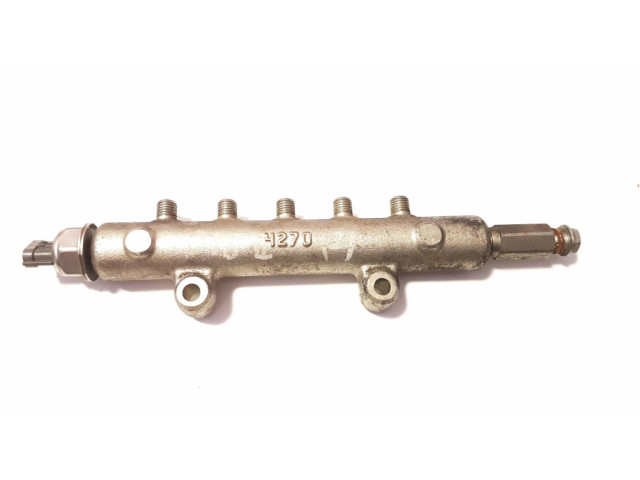 Топливная рампа 45PP31, 11219258612   Mitsubishi Pajero  