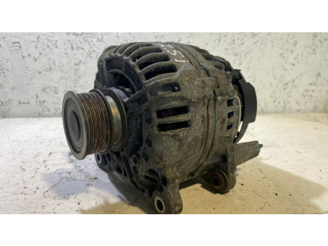 Генератор 07K903023C Volkswagen PASSAT B7 2.5
