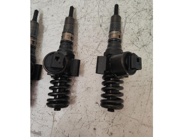 Форсунка 0414720404 Mitsubishi Outlander BSY