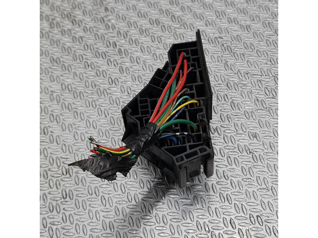 Блок предохранителей Subaru Forester SJ