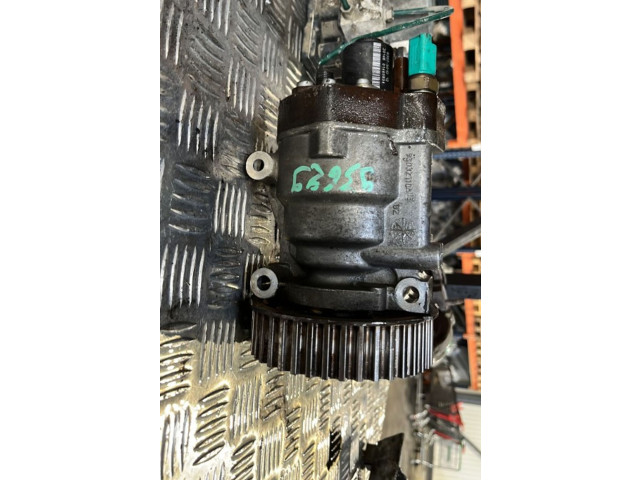 Топливный насос