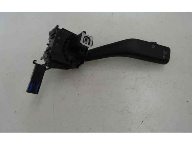 Ручка стеклоочистителей 1K0953519 Audi A3 S3 8P