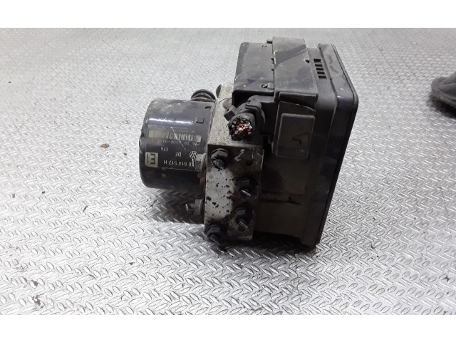 Блок АБС 1K0907379K, 1K0614517H Volkswagen Touran I 2003 - 2010 года