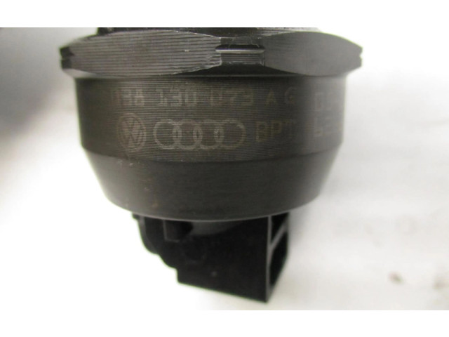 Форсунка 038130073AG Audi A3 S3 A3 Sportback 8P